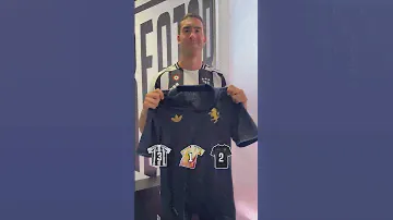 Juventus players choose their favourite jerseys 🤍🖤