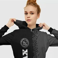 Толстовка Ajax sport на темном фоне по-вертикали