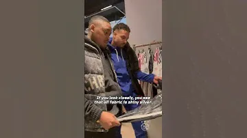 Steven Bergwijn & Devyne Rensch see the Ajax 23/24 third kit for the first time 👀