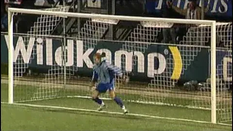 Ajax & Holland National Team Goalie Maarten Stekelenburg's best saves
