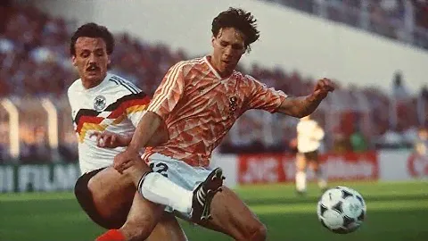 Marco van Basten (Ajax & Milan Goals)