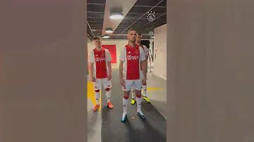 Posing proudly in the new kit 😎