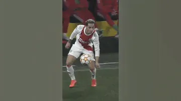 Какой приём мяча 😳👏