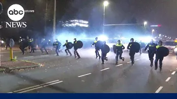 Violence in Amsterdam targets Israeli soccer fans