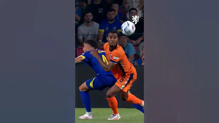 Ryan Gravenberch 🤹‍♂️ #NothingLikeOranje